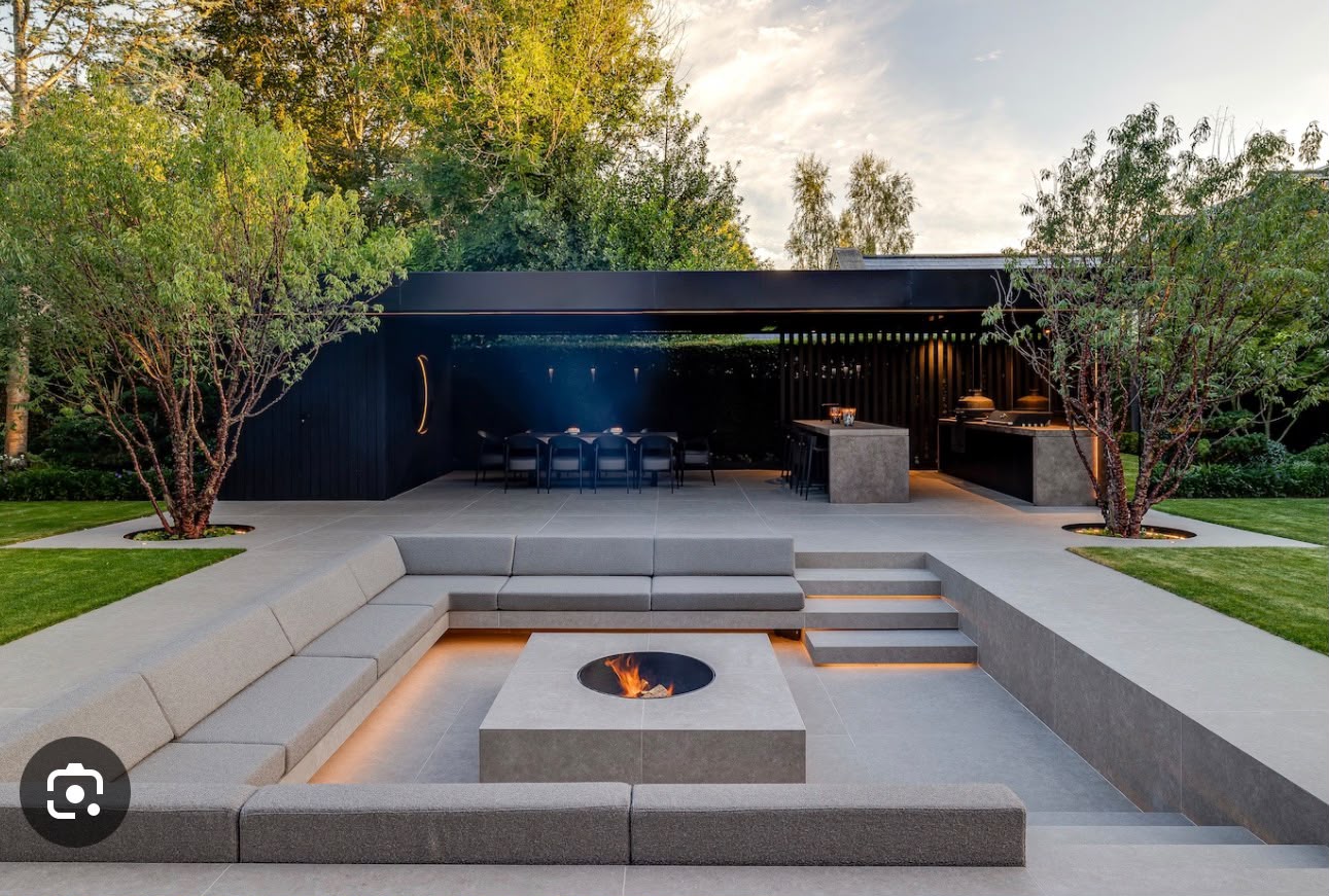 Patio & Entertaining